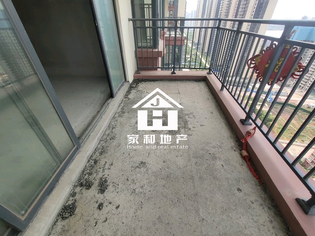 光大天骄御景,天骄御景全新毛坯四房带车位69万7