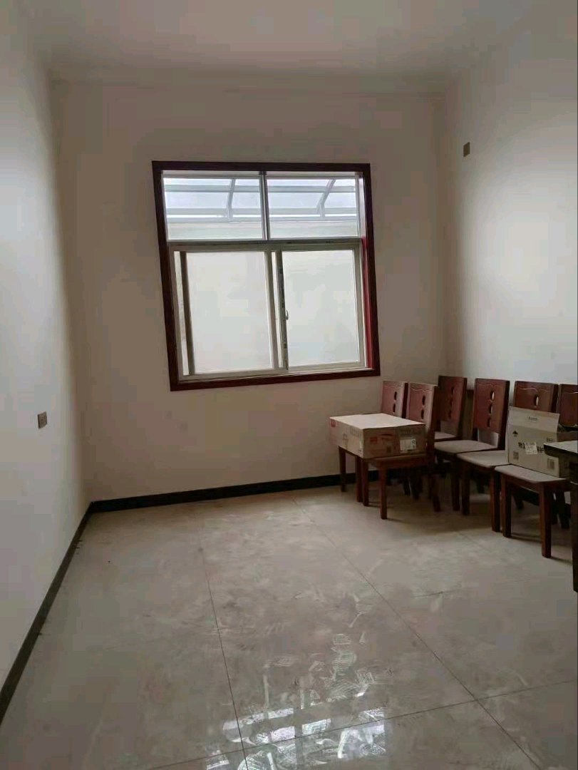 庭院房,两间两层，精装修，拎包入住3