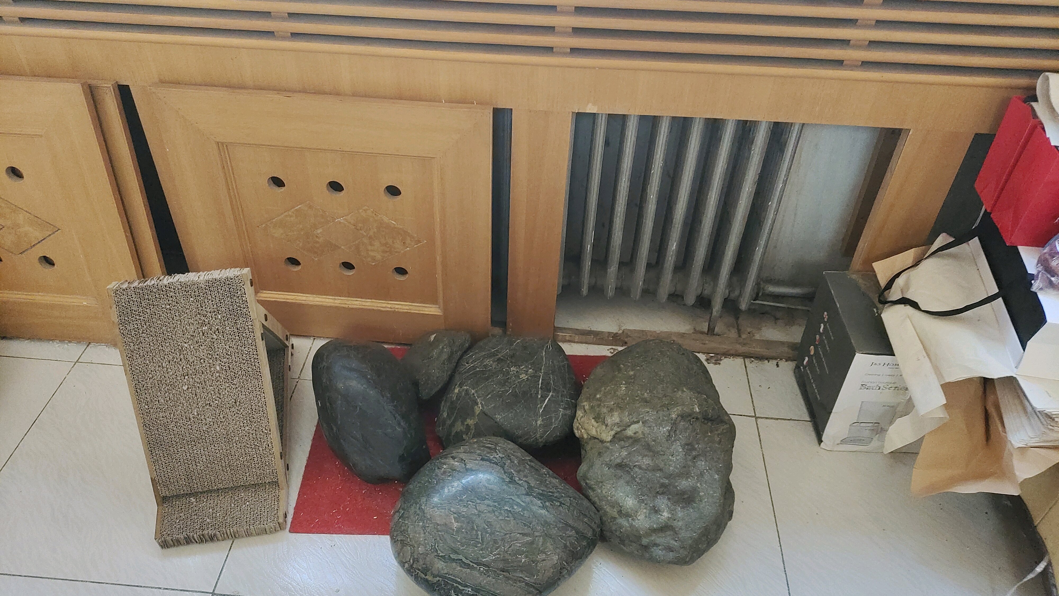 长林小区,州一中一小长林小区4楼88平3室1000/月，年租900/月12