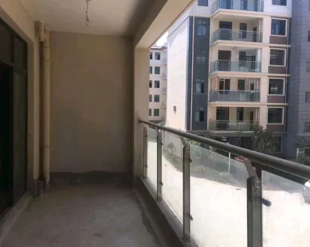 金福家园3室2厅2卫毛坯