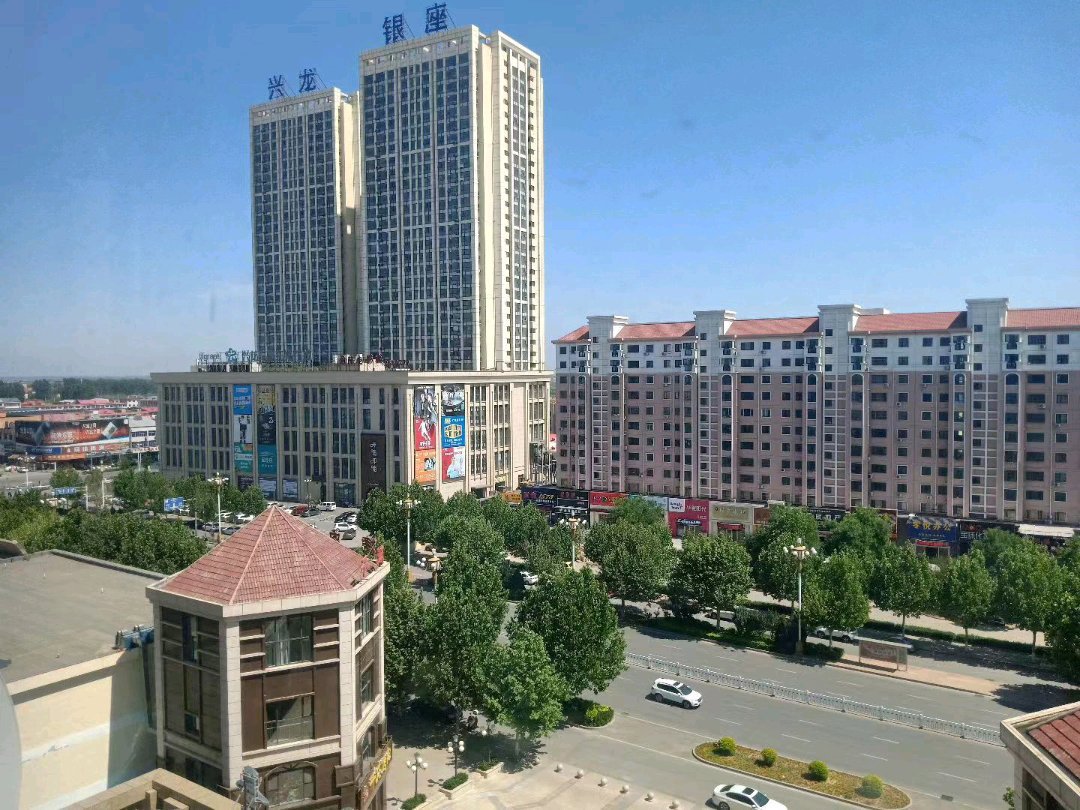 昌黎县城东豪装3室2厅2卫二手房出售10