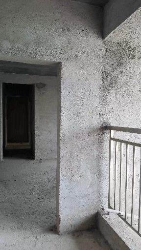 北流市城西毛坯4室2厅2卫二手房出售1