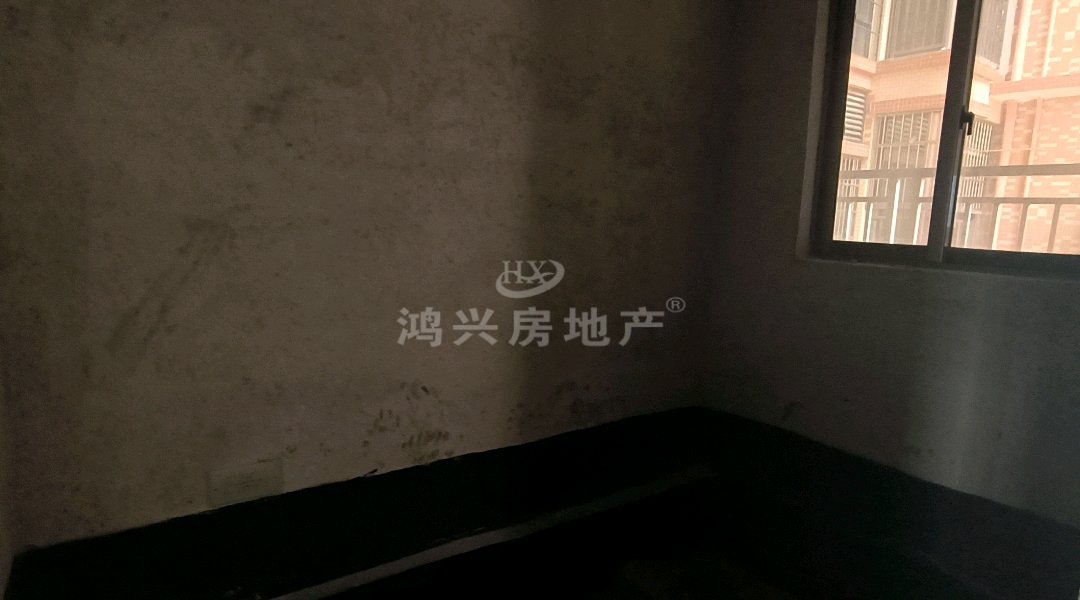北流市城西毛坯4室2厅2卫二手房出售10