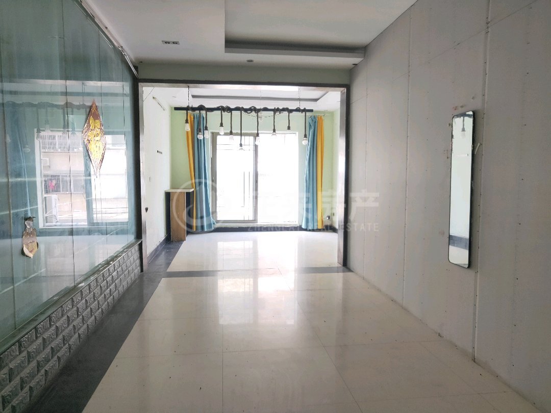 上海路附近出租255平米 5房2厅4卫带平台 有空调 热水器-四季同达二手房价
