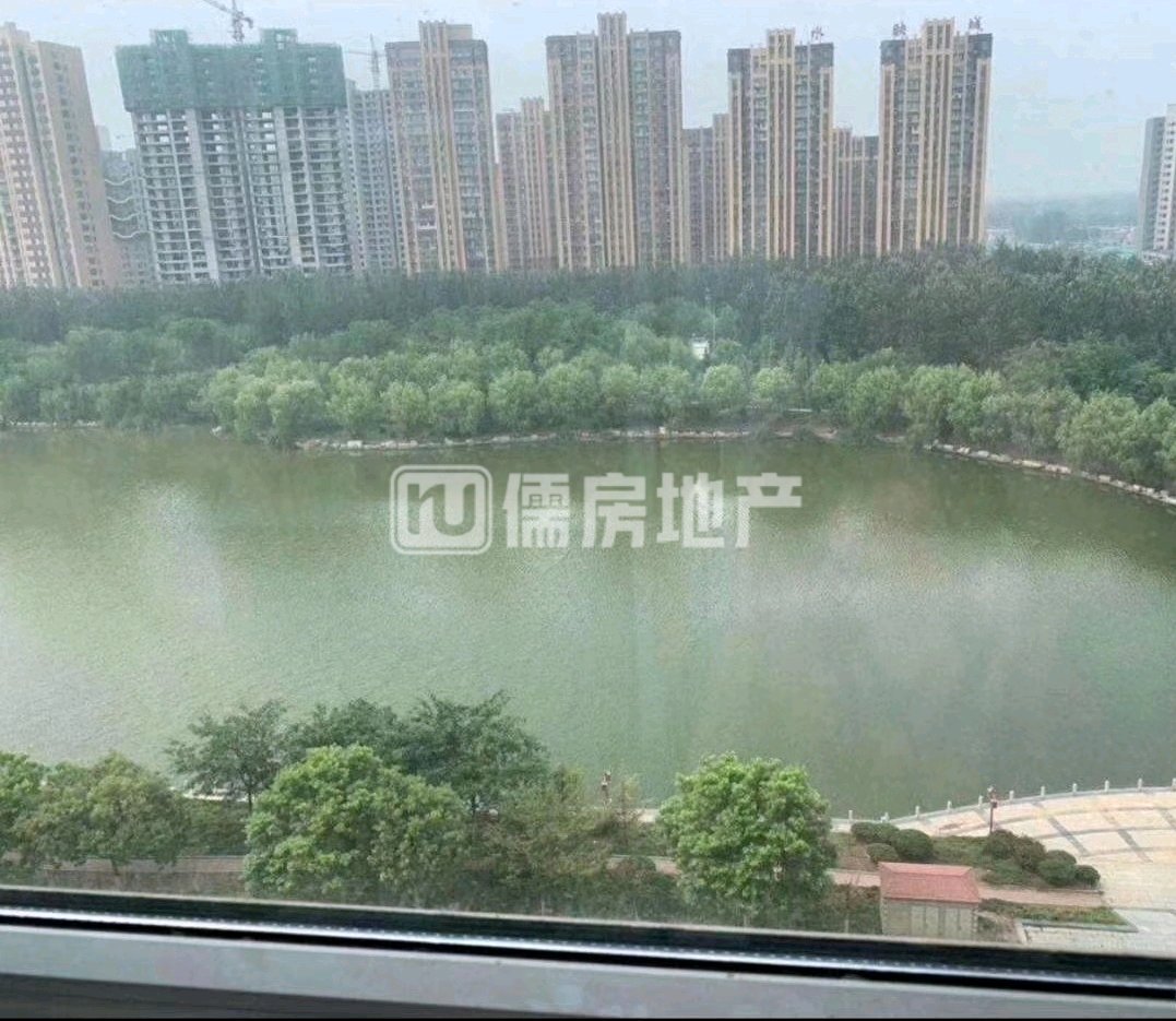 中华苑小区,小高层中等装修带储藏室12