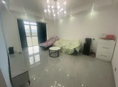 广汉市|三亚小区2室1厅1卫出售