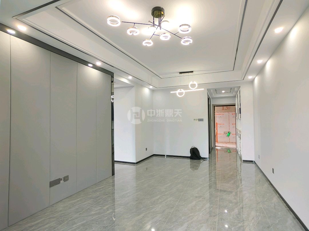 卧龙天香南园,89平米三房二卫精装出售159.8万10