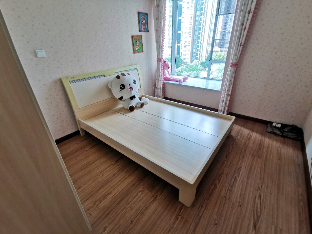 南滨佳苑A区,南滨佳苑 小区中庭 精装大两室 可改三室1