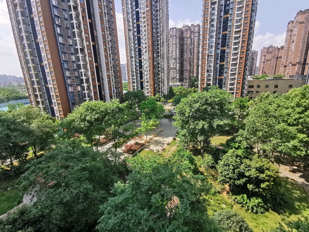 南滨佳苑A区,南滨佳苑 小区中庭 精装大两室 可改三室16
