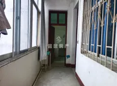 罗山县|南大街农行家属楼2室1厅1卫出售