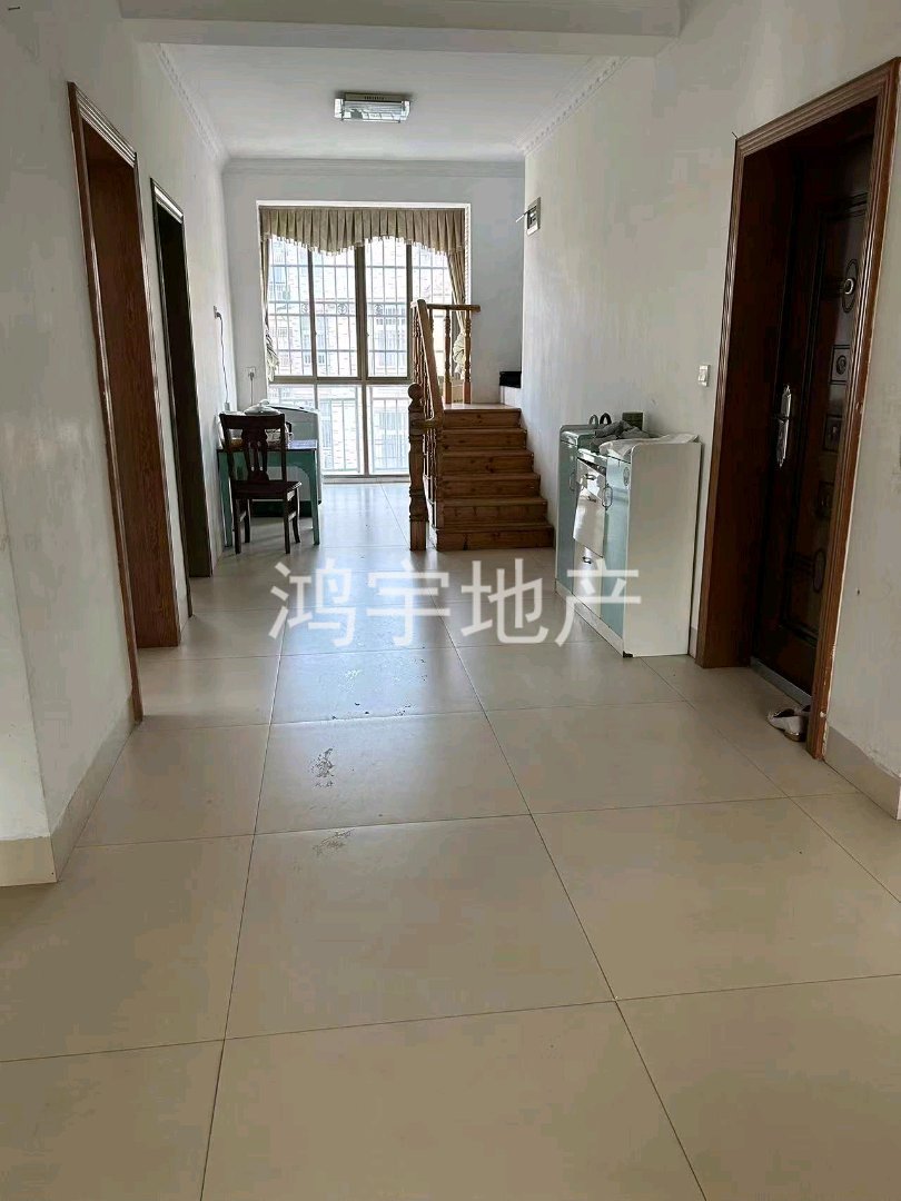 新城佳园A区,复式楼，精装修，拎包入住1