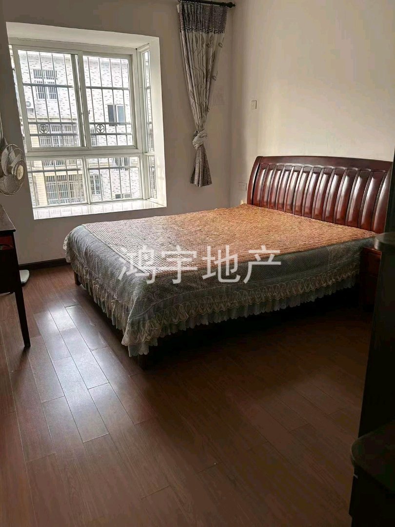 新城佳园A区,复式楼，精装修，拎包入住4