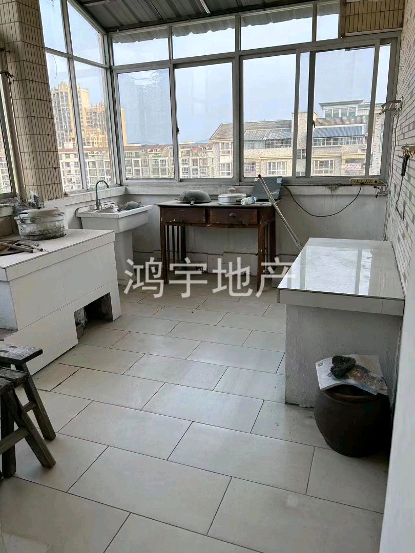 新城佳园A区,复式楼，精装修，拎包入住5