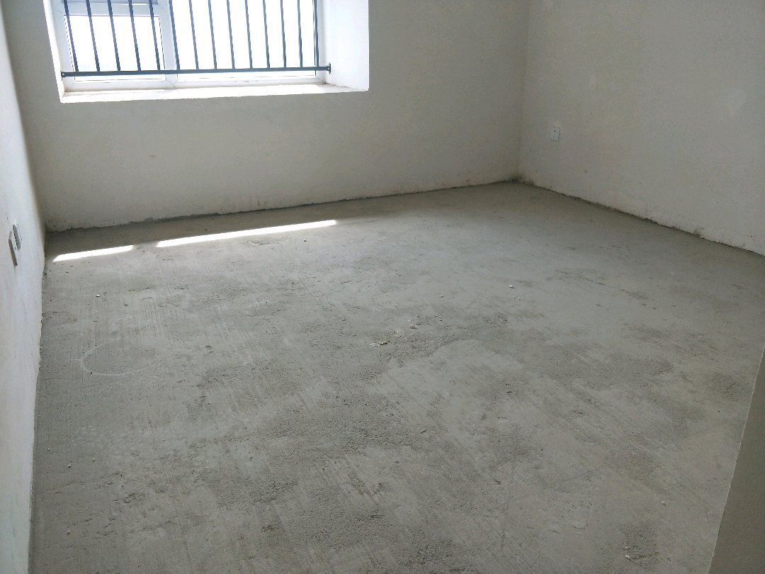 彭州致和毛坯3室2厅2卫二手房出售2