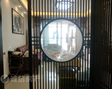 上河城外滩2室2厅1卫精装