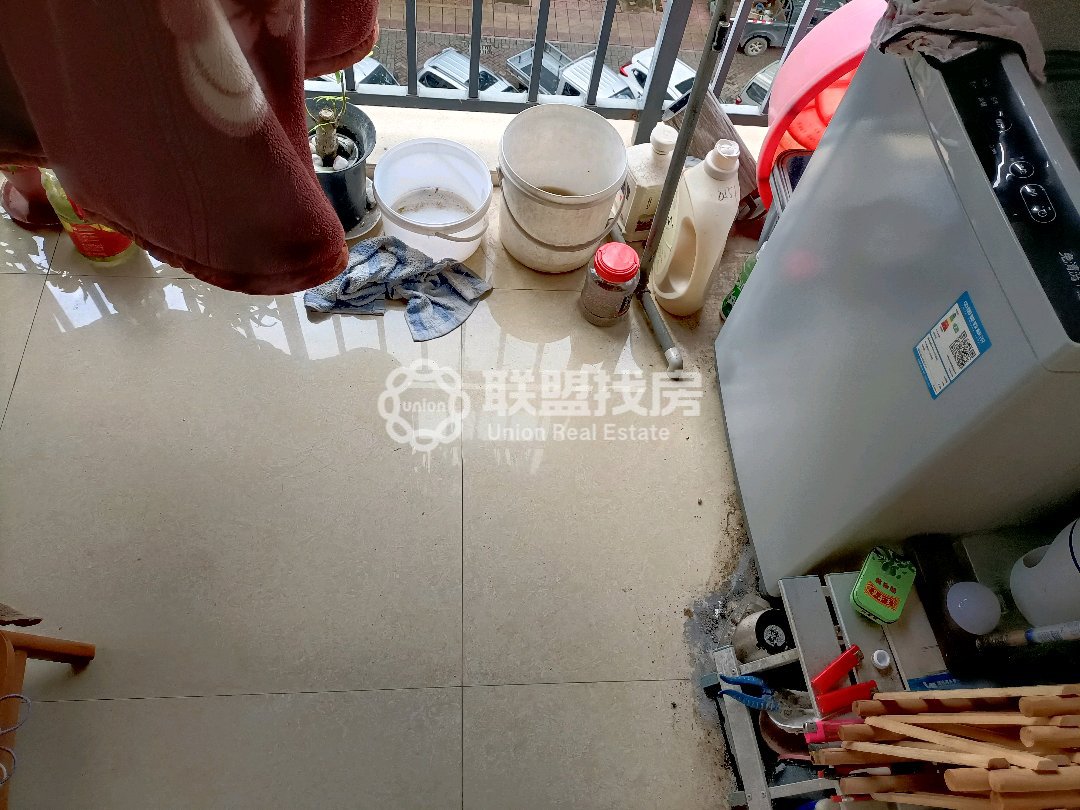 广汇东湖城,广汇东湖城31万元58㎡1室1厅1卫1阳台精装，好房出售3