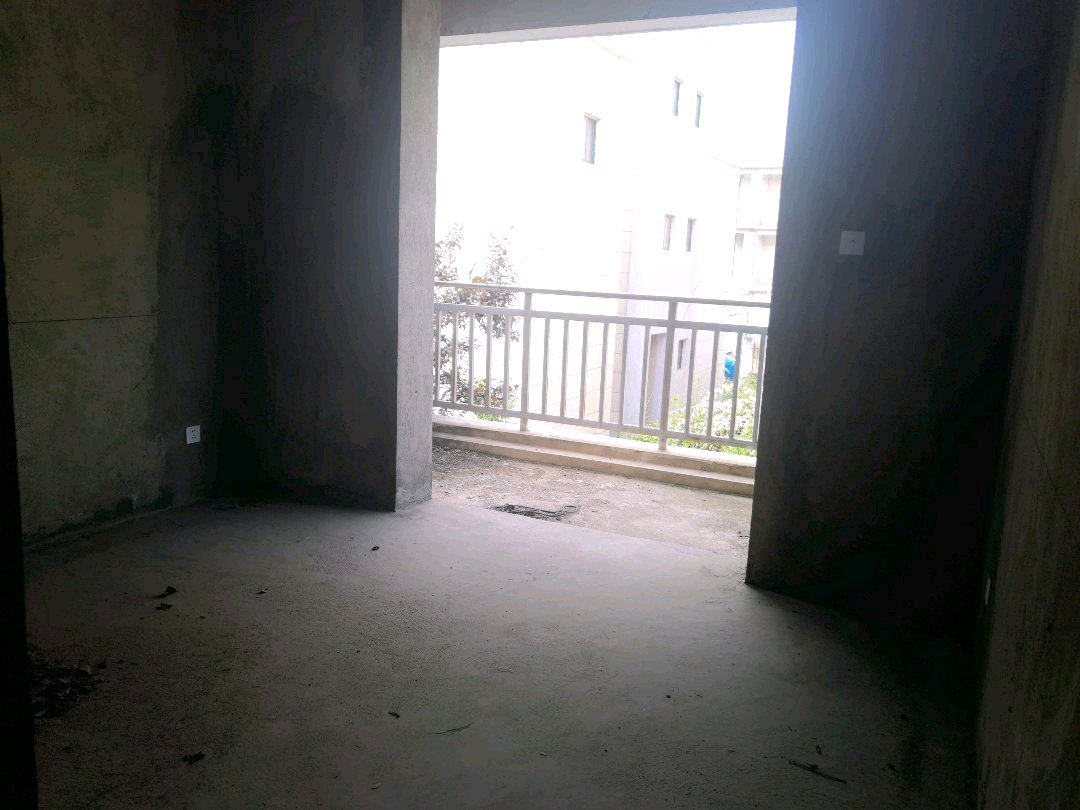 沾益县沾益毛坯5室3厅4卫二手房出售14
