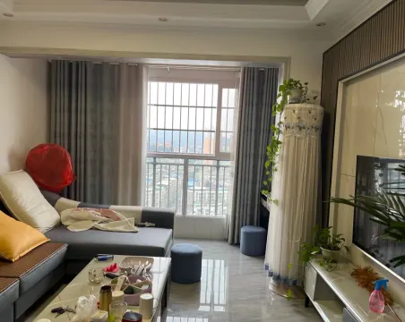 桂香新城2室2厅1卫精装