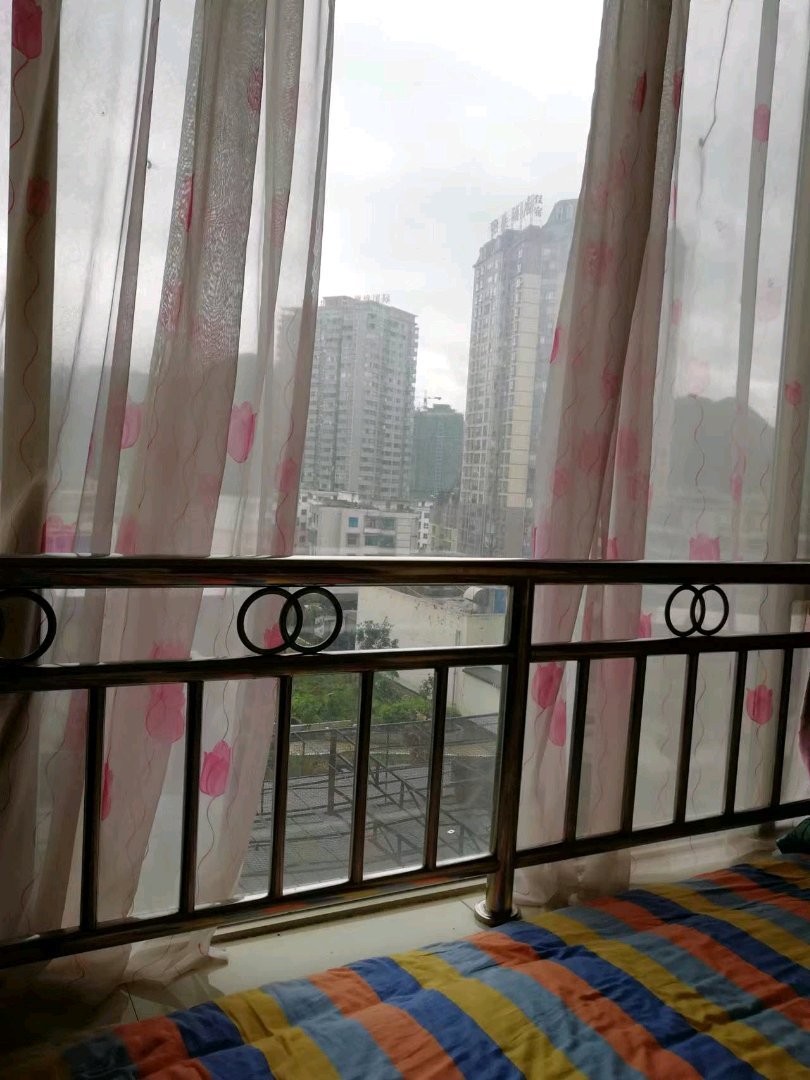 黄土坡海鑫广场单身公寓，带装修关门出售-海鑫广场单身公寓二手房价
