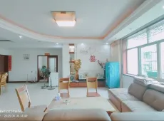 望城区|红旺市场4室2厅2卫出售