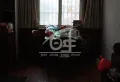 坡道二楼，楼下是车库，三个卧室朝南，三室两厅两卫，三个大阳台6