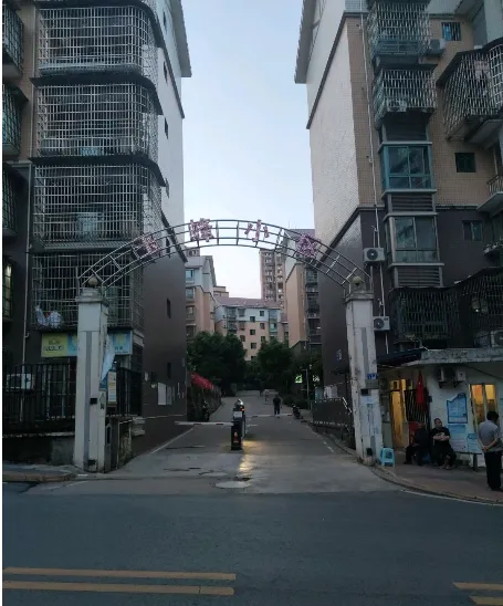 玉峰小区-东兴区西万达汉安大道西496附近