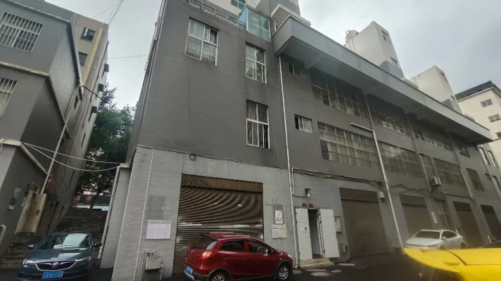沾益城中心好房子，在主街上