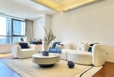 1室2厅1卫0阳台25000元/月,家具家电齐全