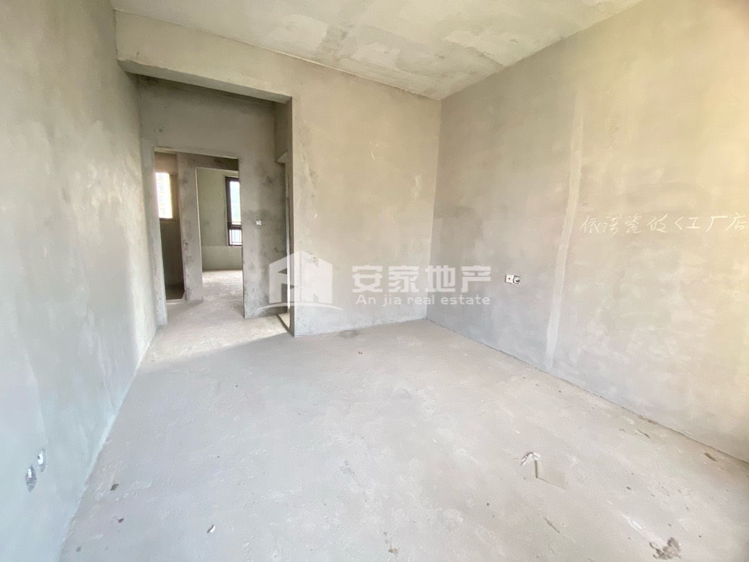 江南尚城二期,15万首付买回风高端小区电梯房，交钱就可以装修2