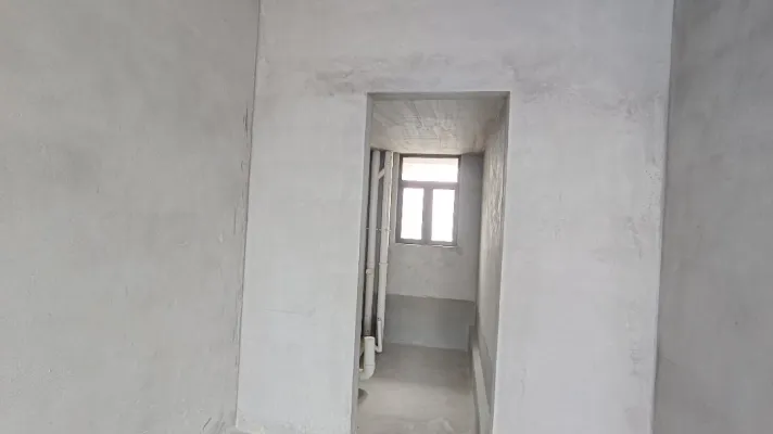 香林郡，电梯毛坯四房，满五