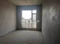 盐湖区|滨湖一号4室2厅2卫出售|买房租房佣金全返