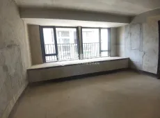 港南区|彰泰十里江湾3室2厅3卫出售|买房租房佣金全返