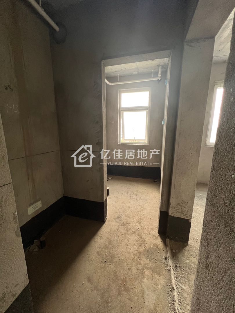兰桂坊,兰桂坊 双阳台 边户 大三室5