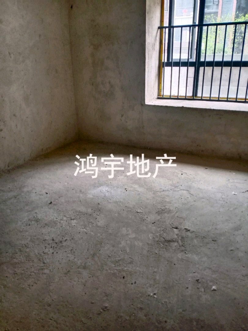 山水国际,山水国际全新毛坏户型方正采光好安置房。4