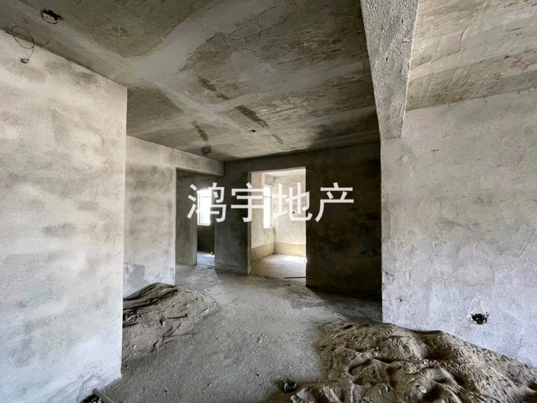 山水国际,山水国际全新毛坏户型方正采光好安置房。10