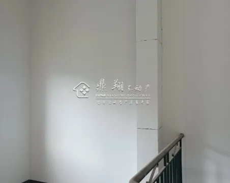 御景西苑6室2厅4卫毛坯