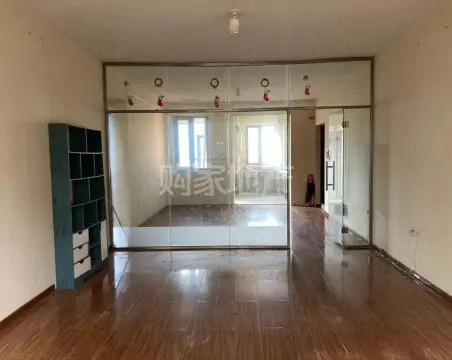 鲁商松江新城2室2厅1卫朝南北普通