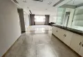 糖酒茶公司宿舍小区，四室两厅一卫急售9