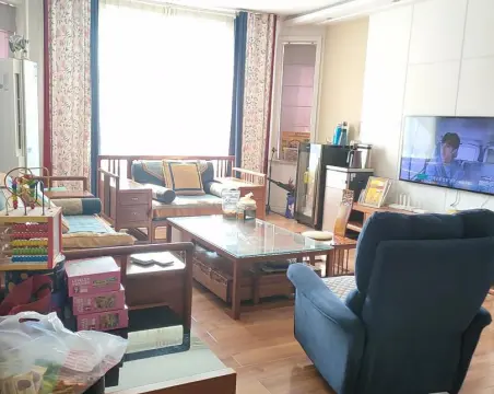 天煜星河4室2厅1卫精装