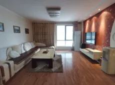临渭区|轻工大厦2室2厅1卫出售