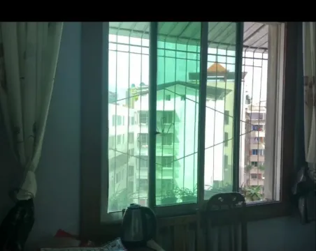 振洪路3室2厅1卫朝南普通