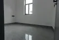 一小本部，精装修出让地，免费停车，没有物业费。6