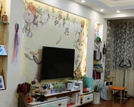 丽江一号3室2厅1卫朝南北精装