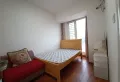 高新区中沅广场电梯两室家具家电齐全，年起租，半年付7