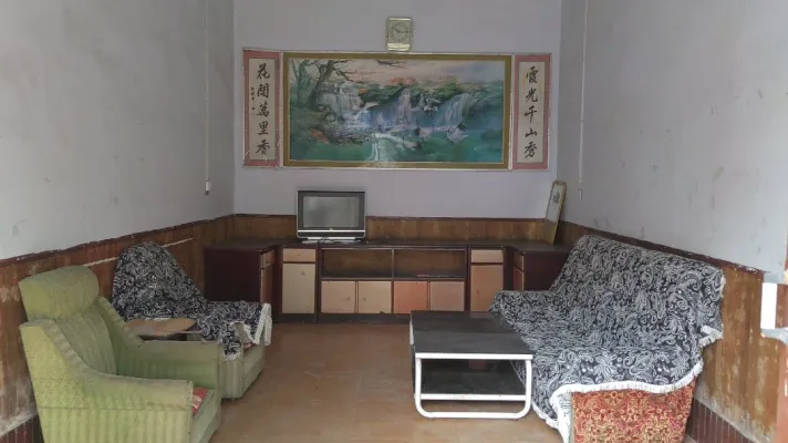 2室两厅一厨一卫，水电齐全，拎包入住