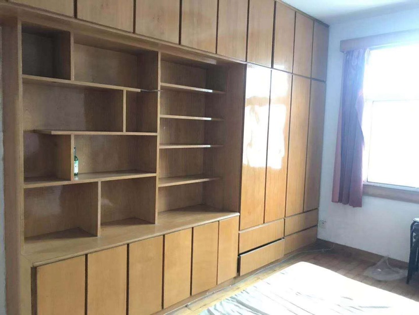 吉鑫苑,吉鑫苑 3室2厅1卫1阳台精装 使用面积大楼层好9