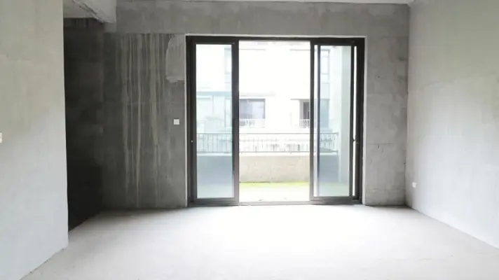 邦泰国际社区北区别墅区 二连跃层