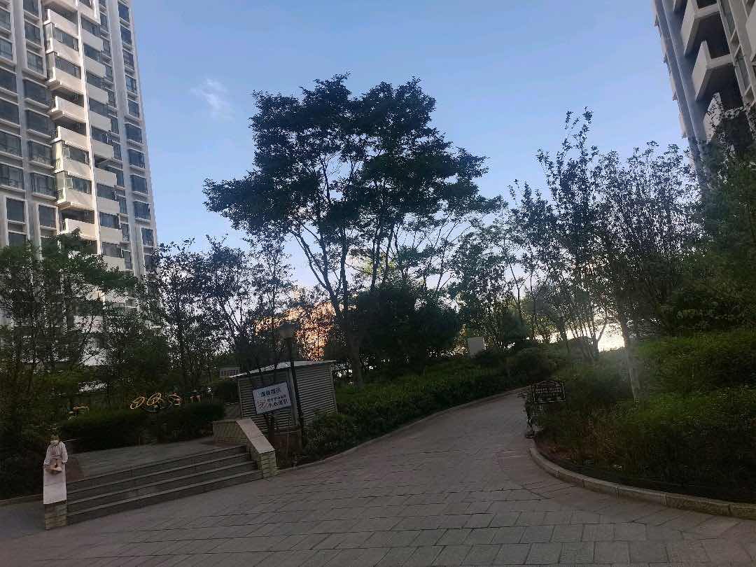 麒麟区西片区毛坯3室2厅2卫二手房出售17