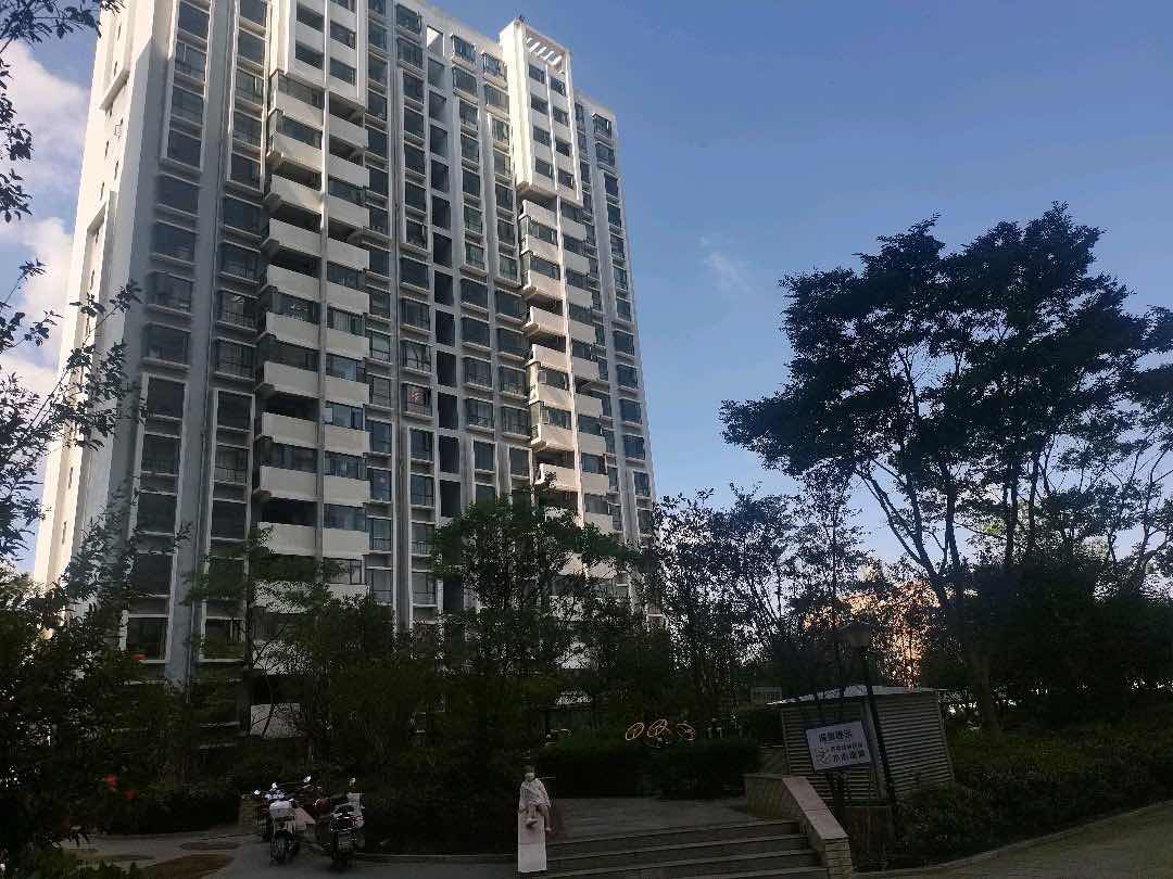 麒麟区西片区毛坯3室2厅2卫二手房出售16
