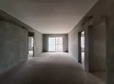 沿滩区|龙湖领御三期4室2厅2卫出售|买房租房佣金全返